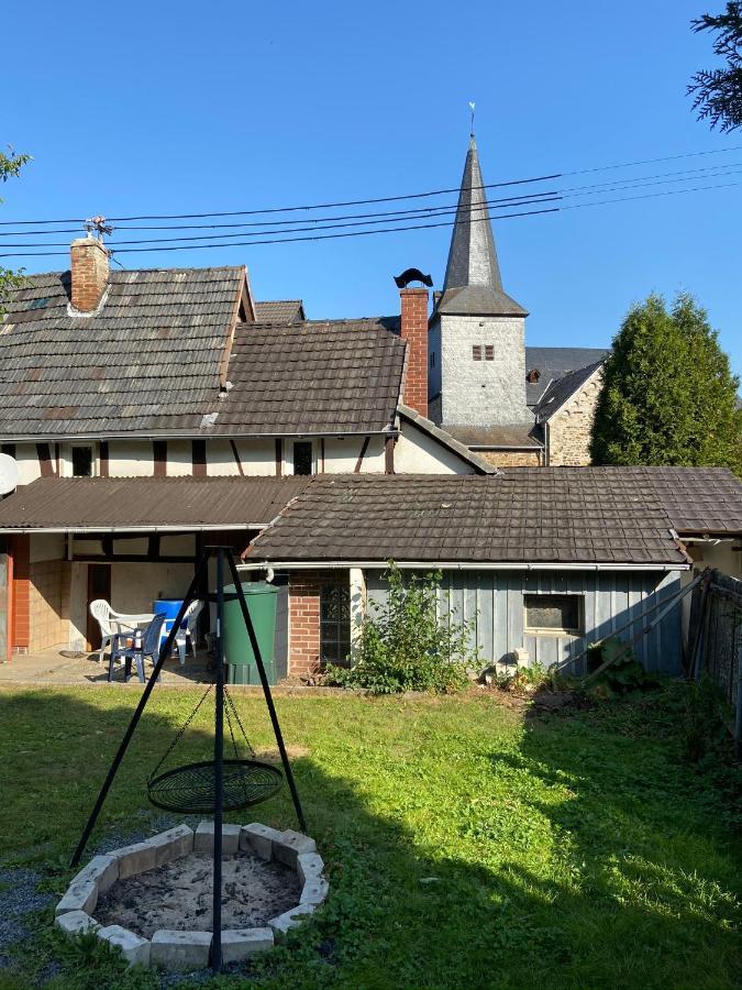 300 Jahre Altes Renoviertes Fachwerkhaus Villa Peterslahr Exterior foto